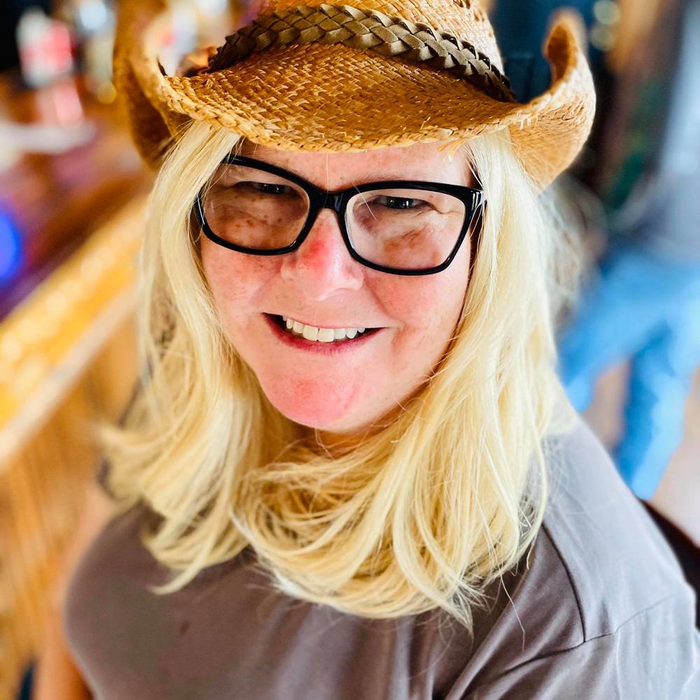 Meet your Posher, Deanna